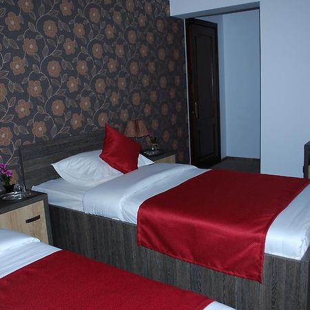 Harmonie Radauti Hostel Kültér fotó